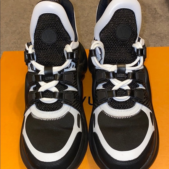 Louis Vuitton sneakers - Picture 2 of 6